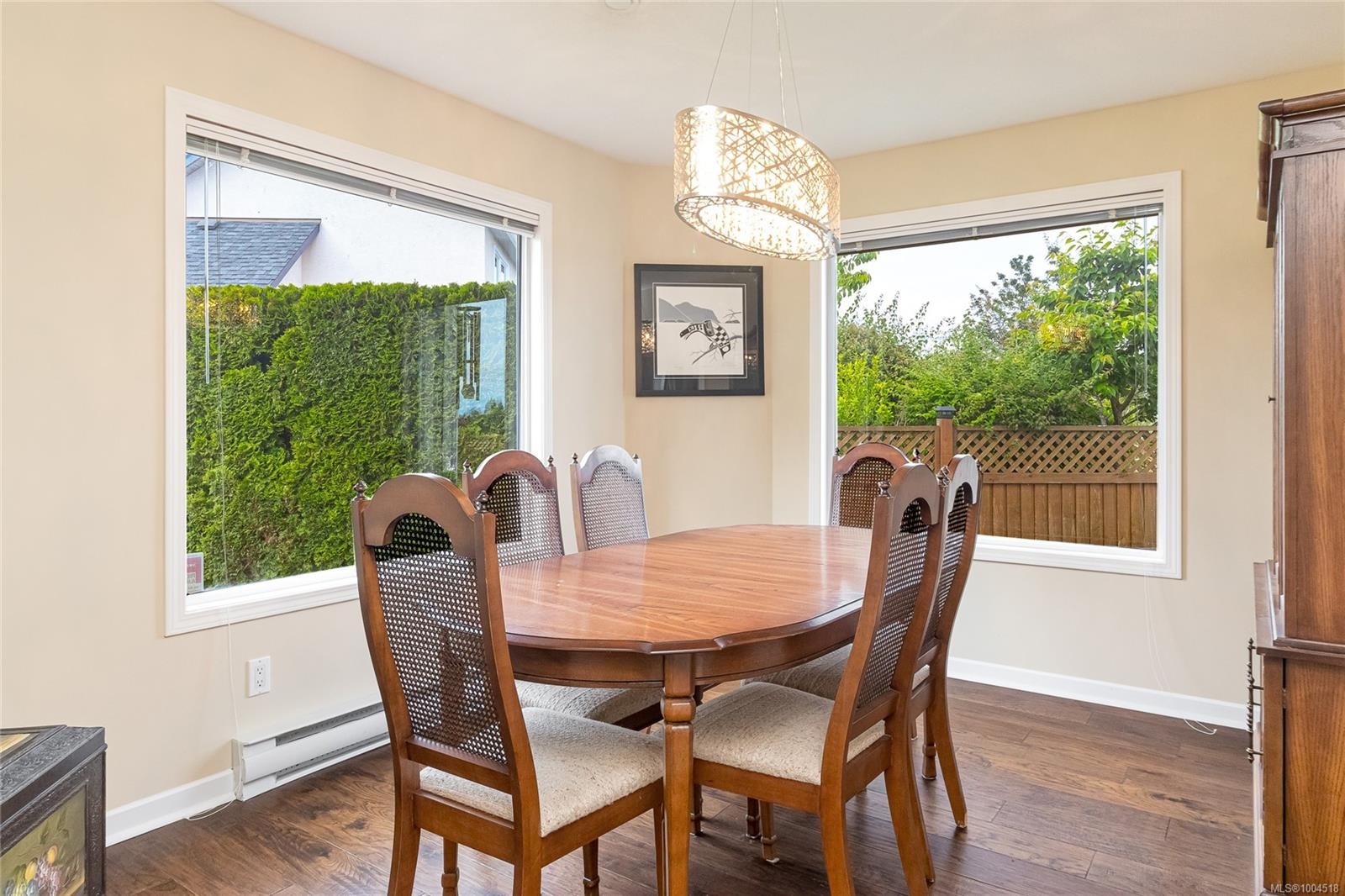 









639


Eagle Tree

Close,
Parksville,




BC
V9P 2N9

