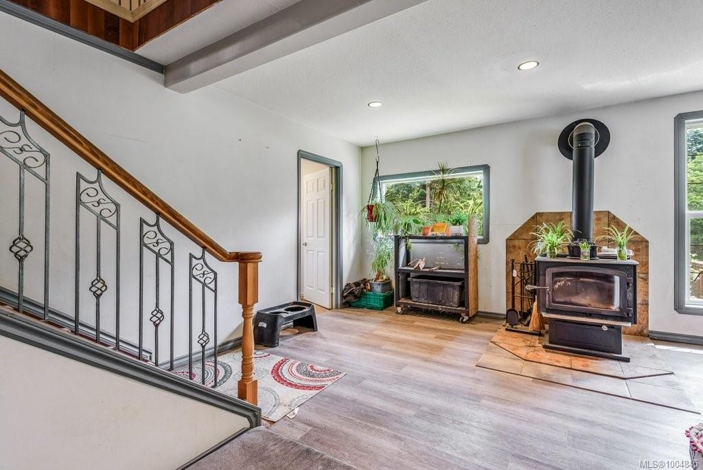 









2524


Macaulay

Rd,
Black Creek,




BC
V9J 1B5

