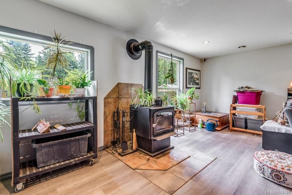 









2524


Macaulay

Rd,
Black Creek,




BC
V9J 1B5

