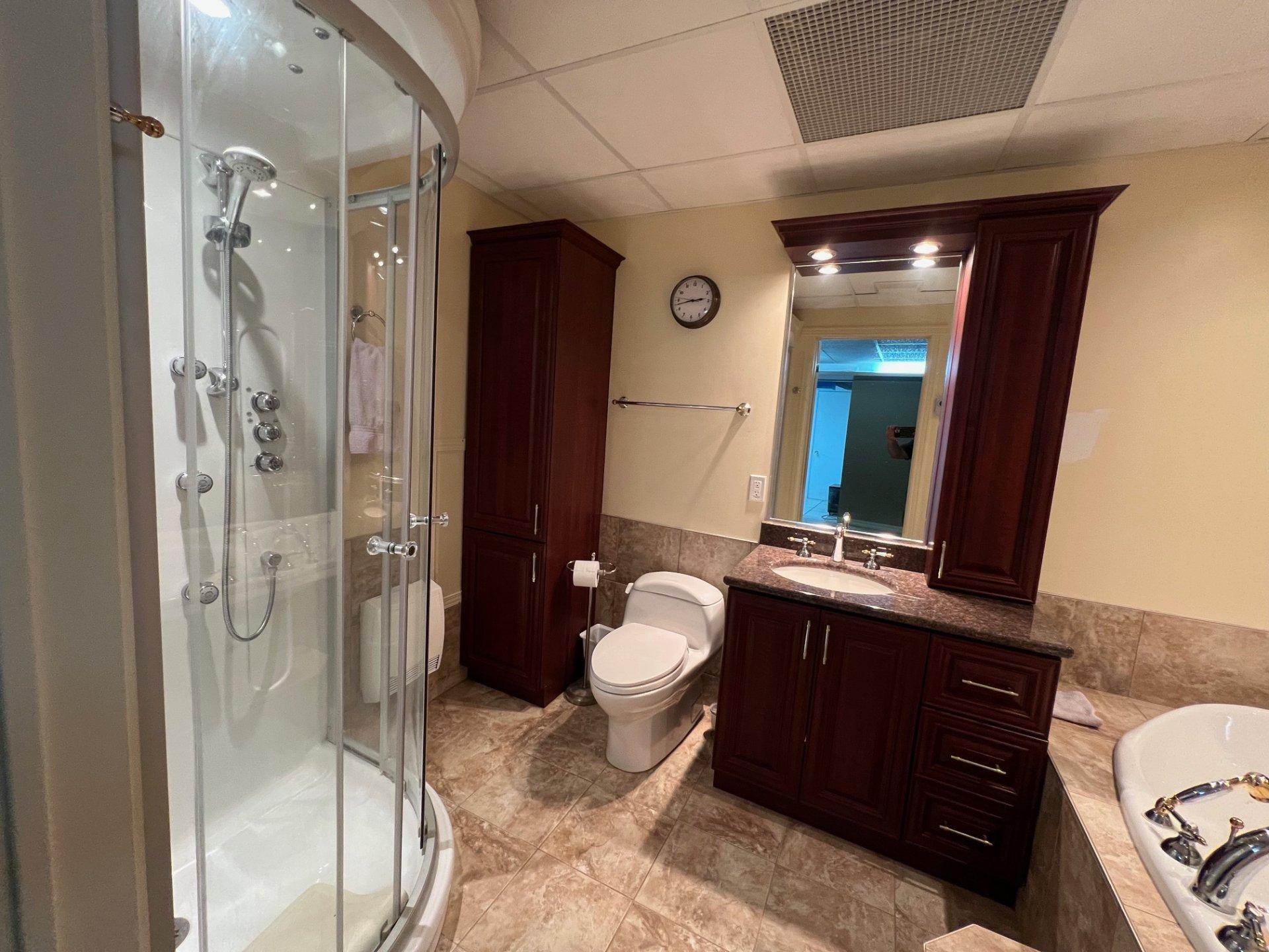 









369


Rue Potvin

,
Chibougamau,




QC
G8P2N7

