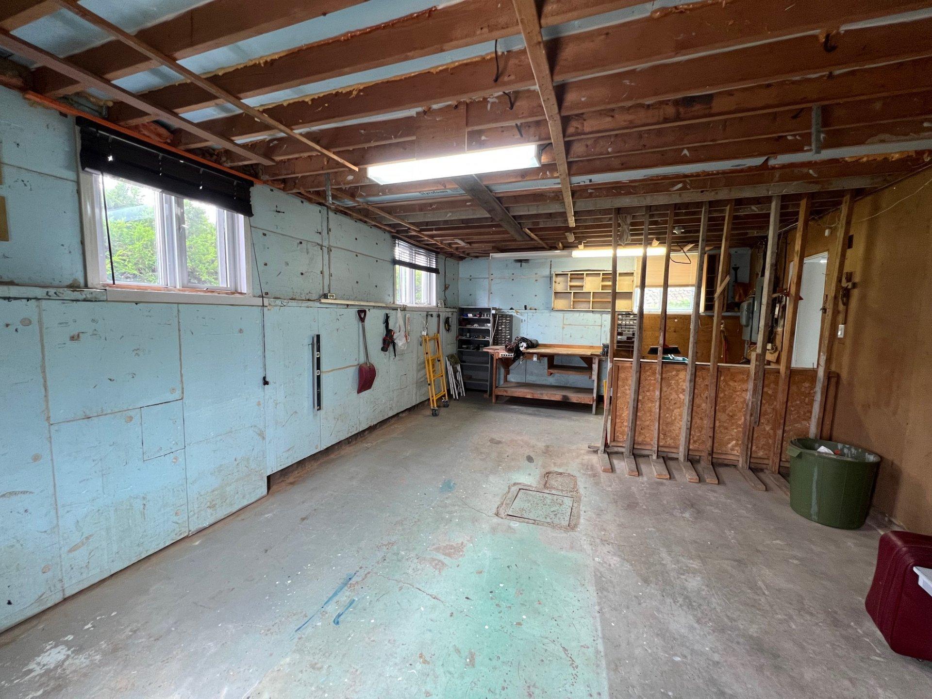 









369


Rue Potvin

,
Chibougamau,




QC
G8P2N7

