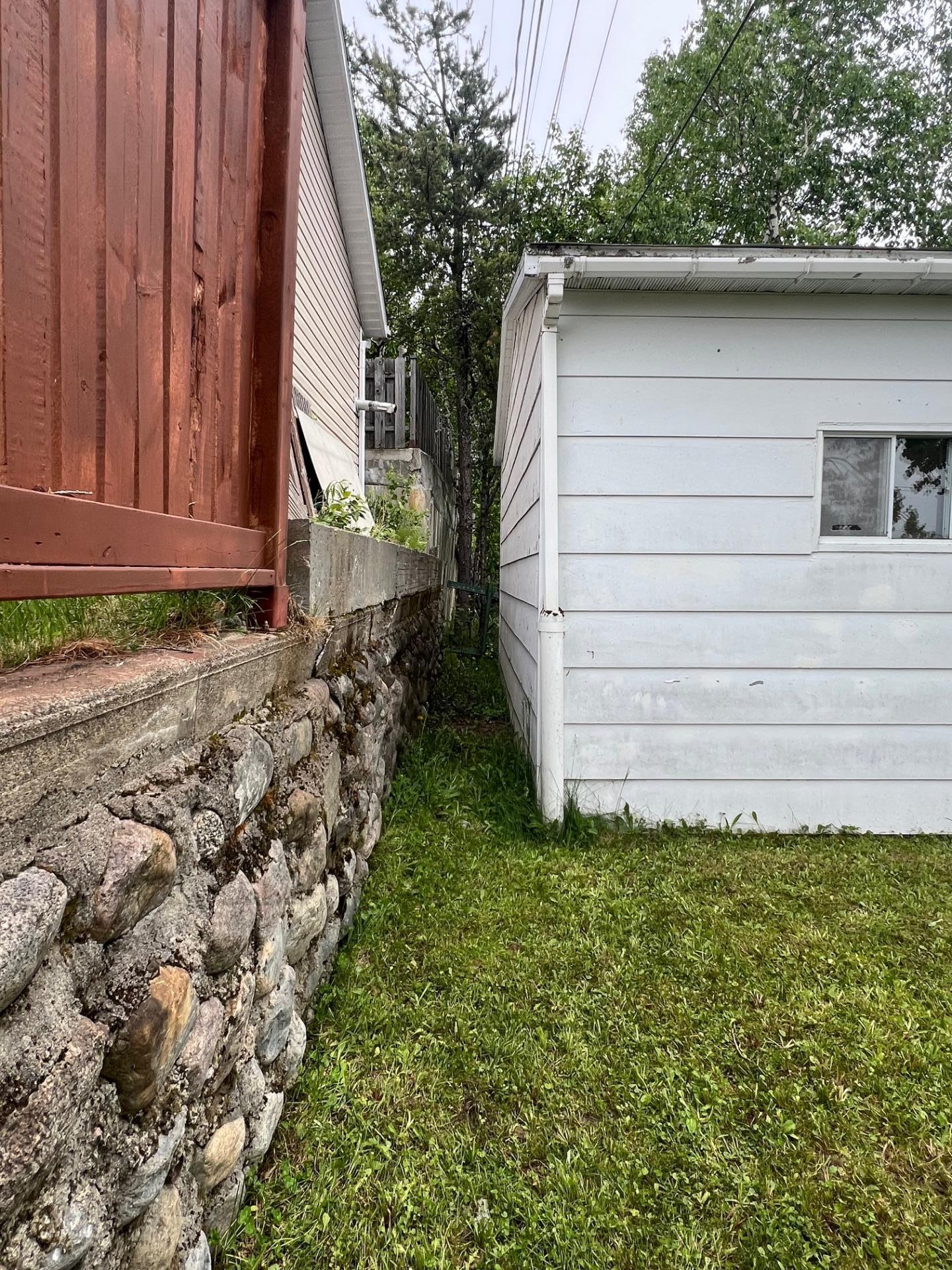 









369


Rue Potvin

,
Chibougamau,




QC
G8P2N7


