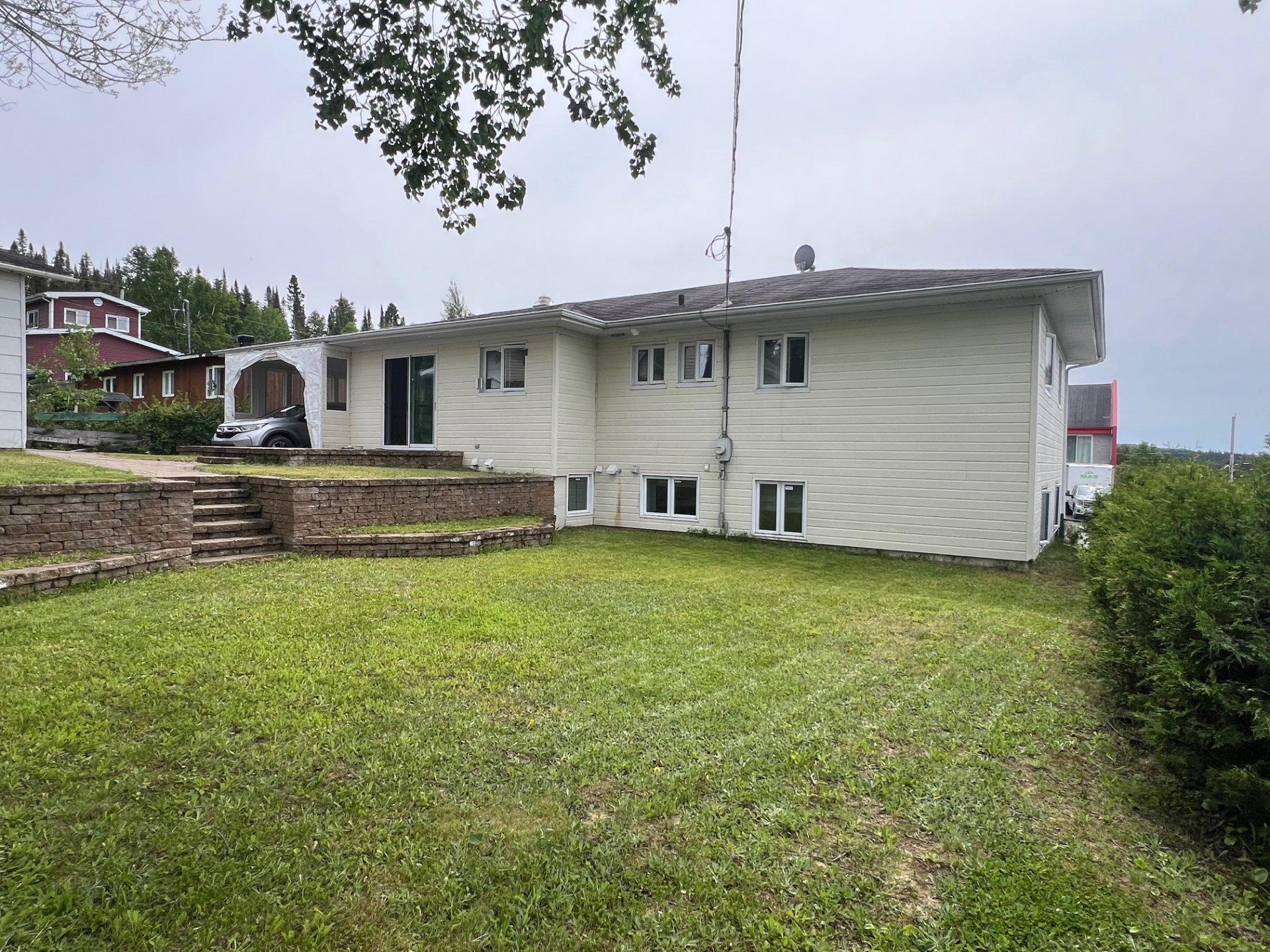 









369


Rue Potvin

,
Chibougamau,




QC
G8P2N7

