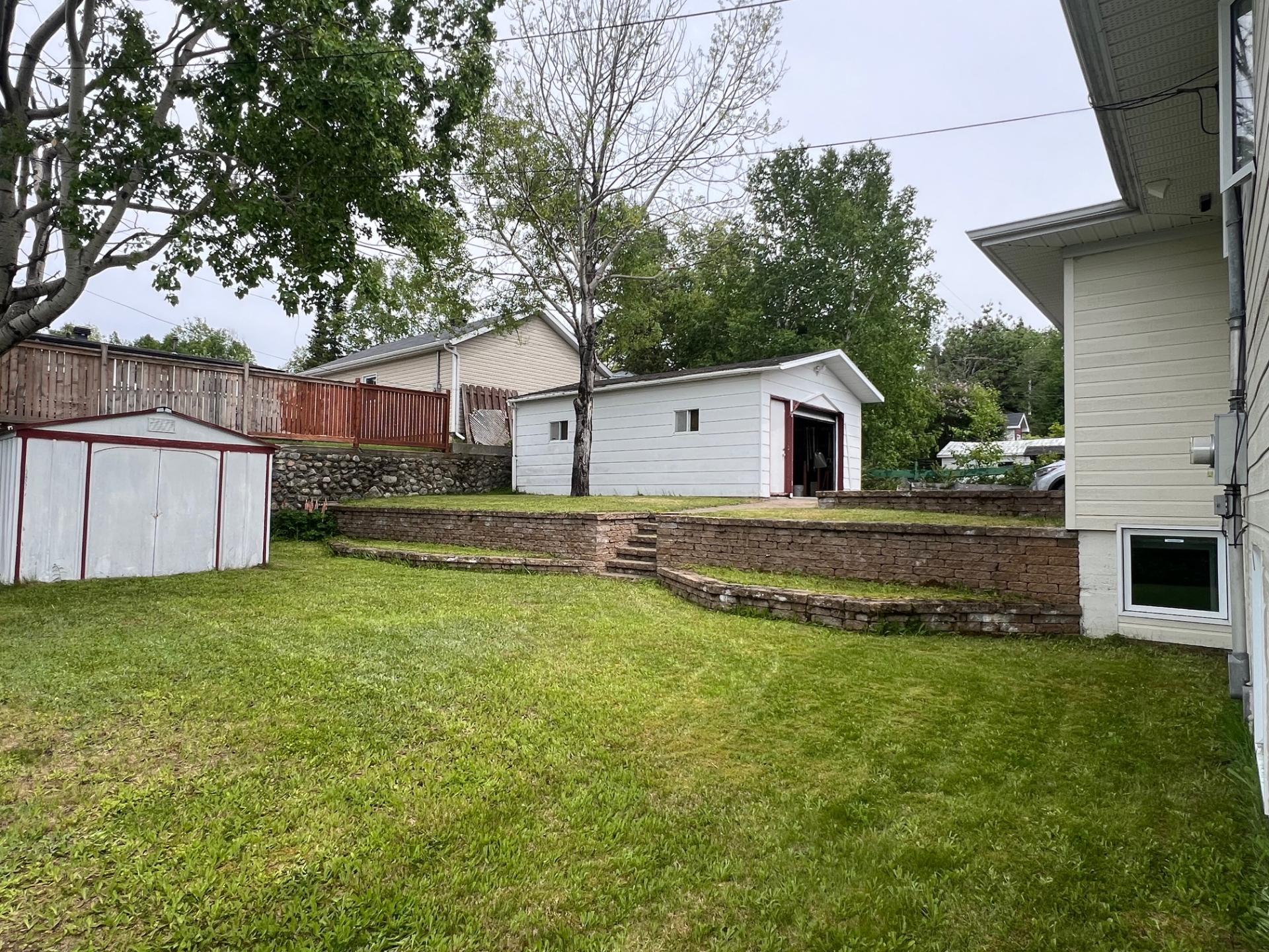 









369


Rue Potvin

,
Chibougamau,




QC
G8P2N7

