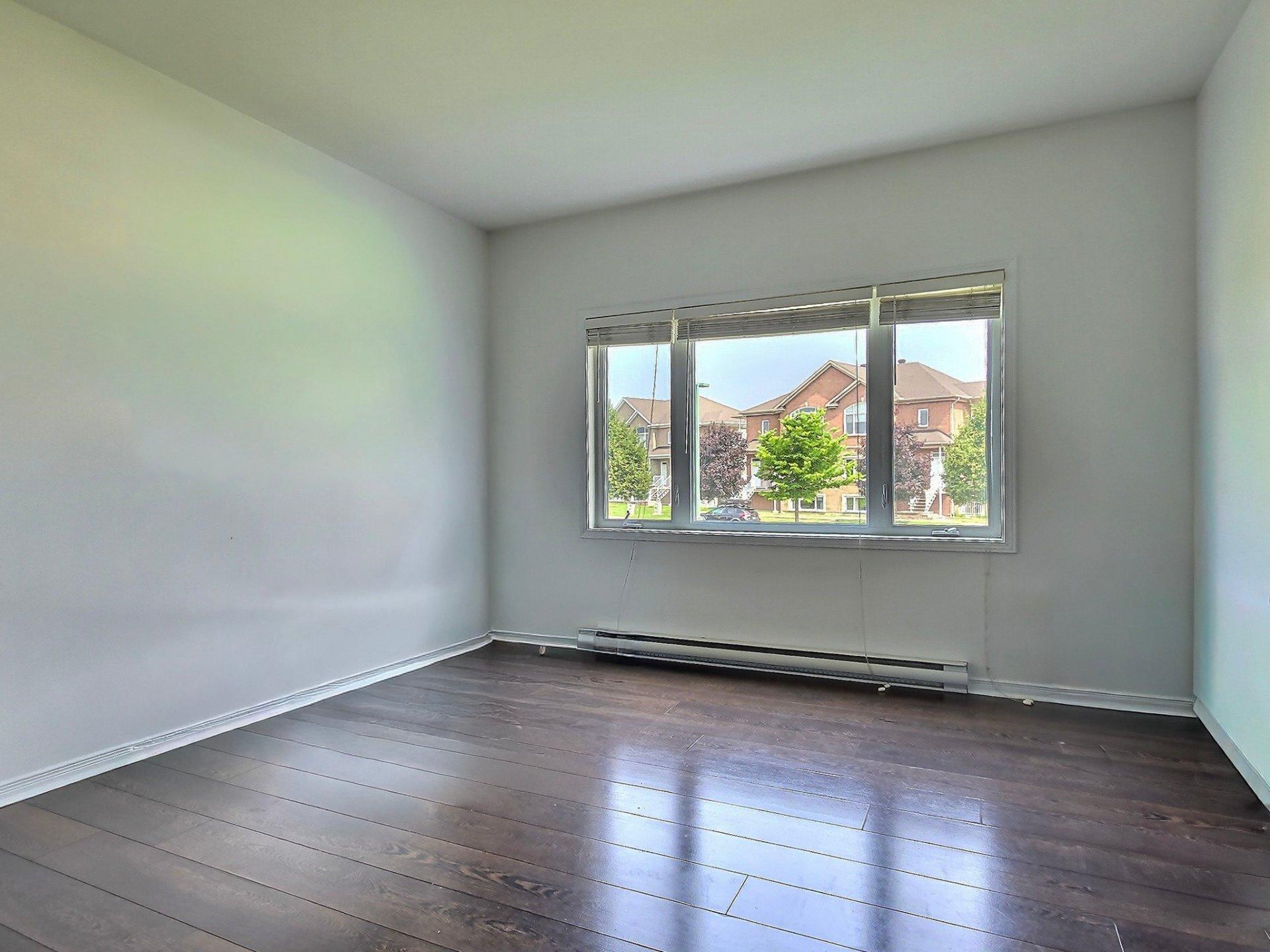 









64


Rue de Bruxelles

, 9,
Gatineau (Aylmer),




QC
J9J0M9

