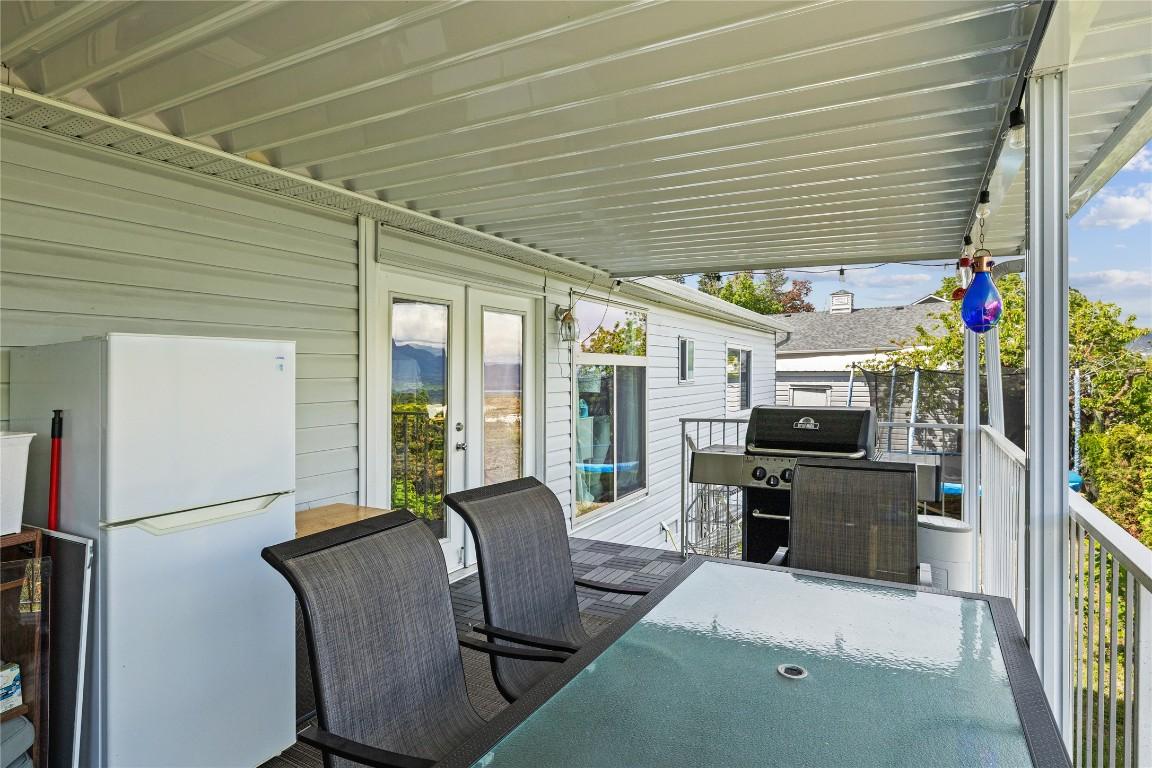 









11331


Bond

Road,
Lake Country,




BC
V4V 1J5


