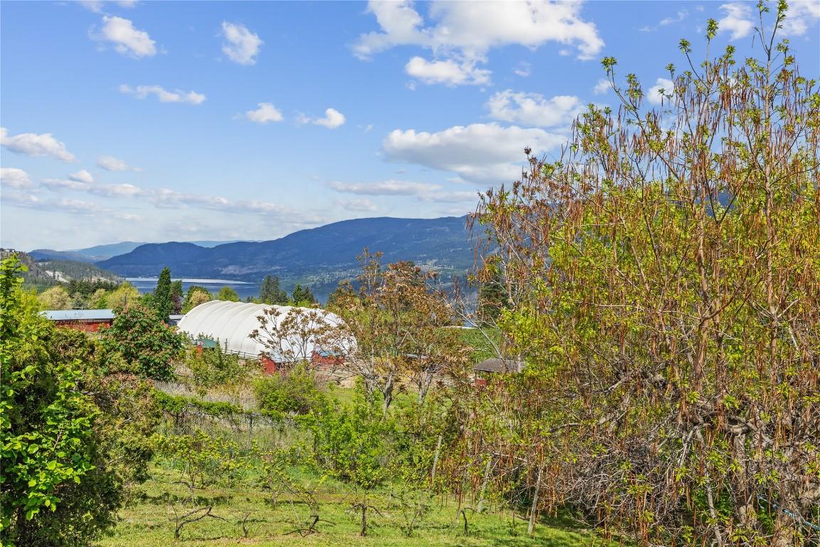 









11331


Bond

Road,
Lake Country,




BC
V4V 1J5

