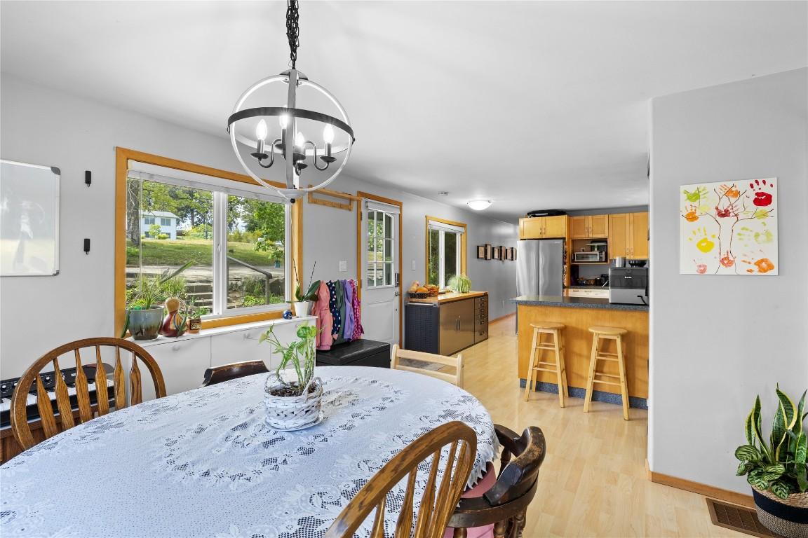 









11331


Bond

Road,
Lake Country,




BC
V4V 1J5

