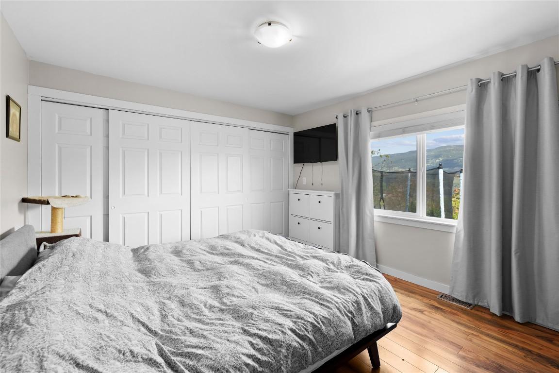









11331


Bond

Road,
Lake Country,




BC
V4V 1J5


