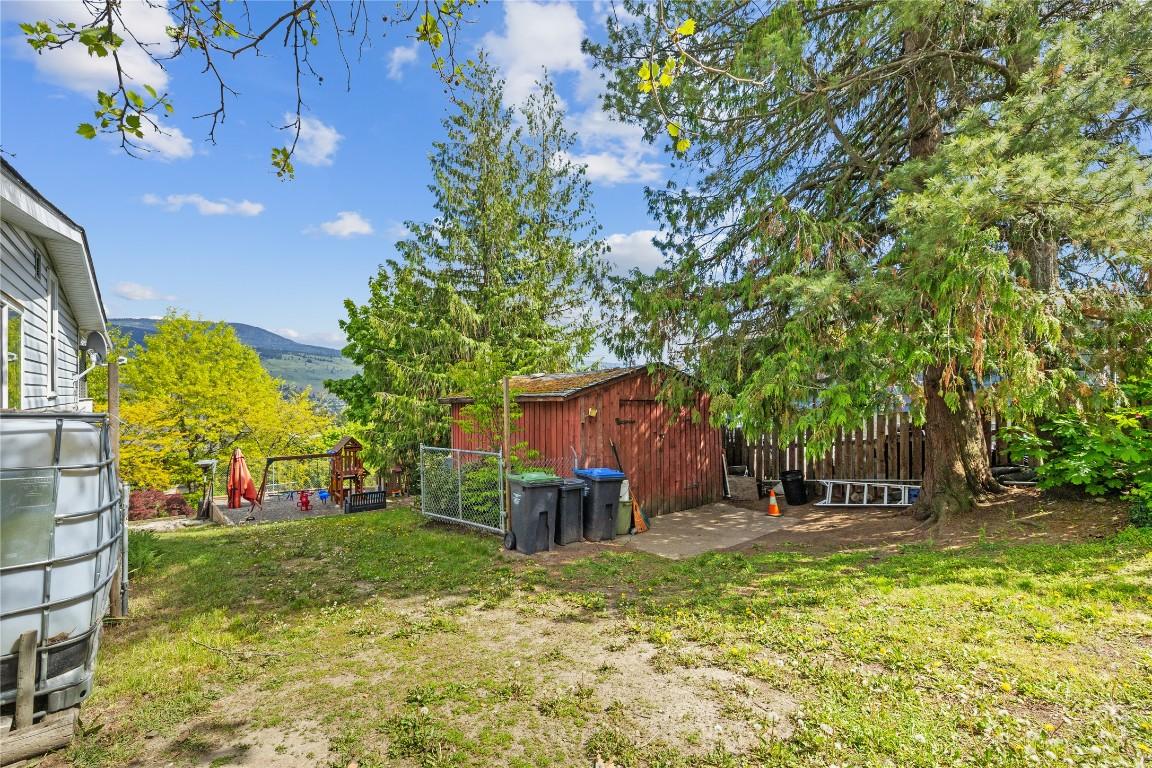 









11331


Bond

Road,
Lake Country,




BC
V4V 1J5


