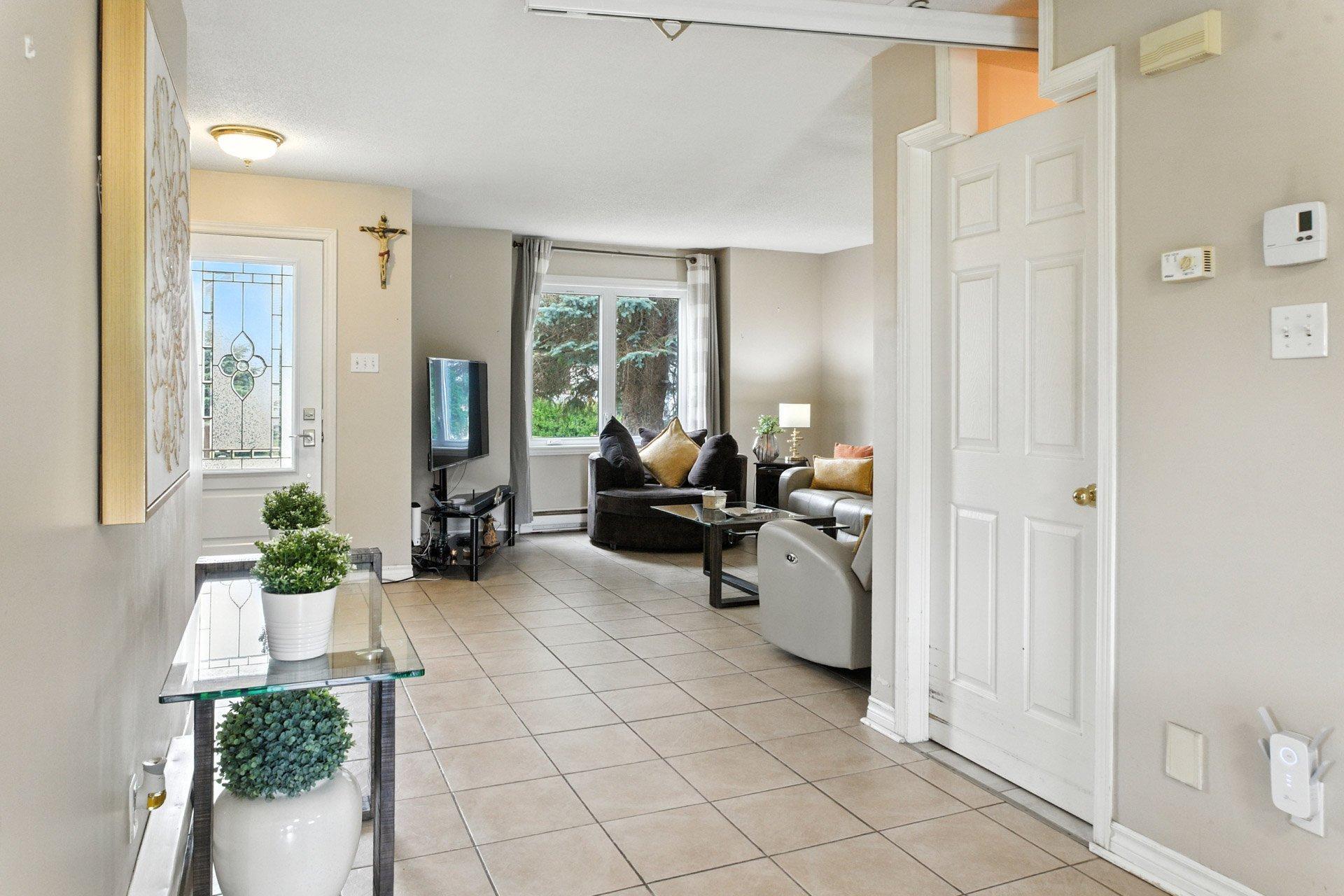 









116


Rue de Sabrevois

,
Gatineau (Gatineau),




QC
J8R2M4

