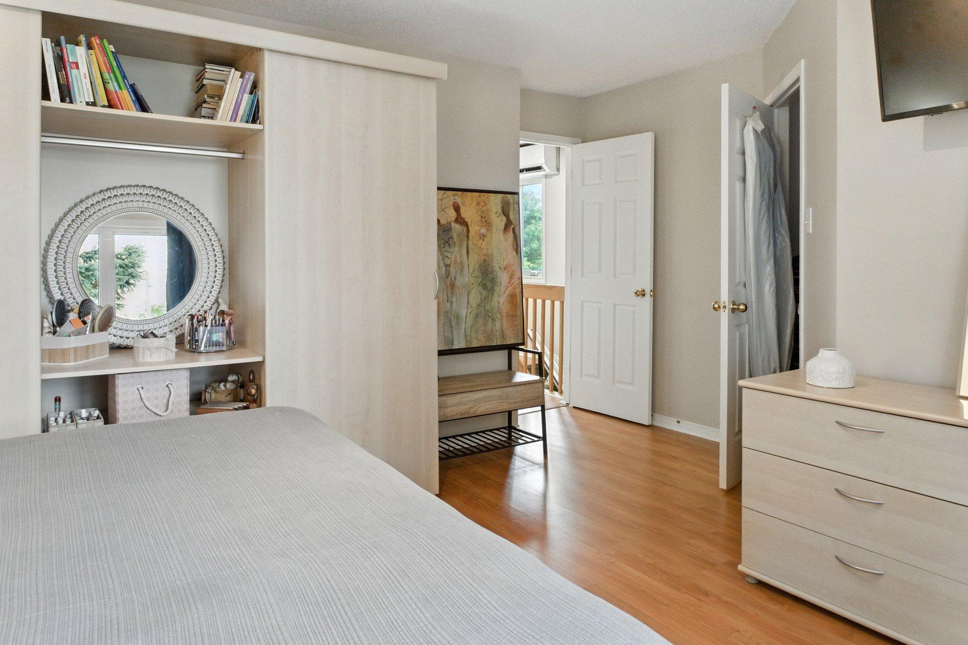 









116


Rue de Sabrevois

,
Gatineau (Gatineau),




QC
J8R2M4

