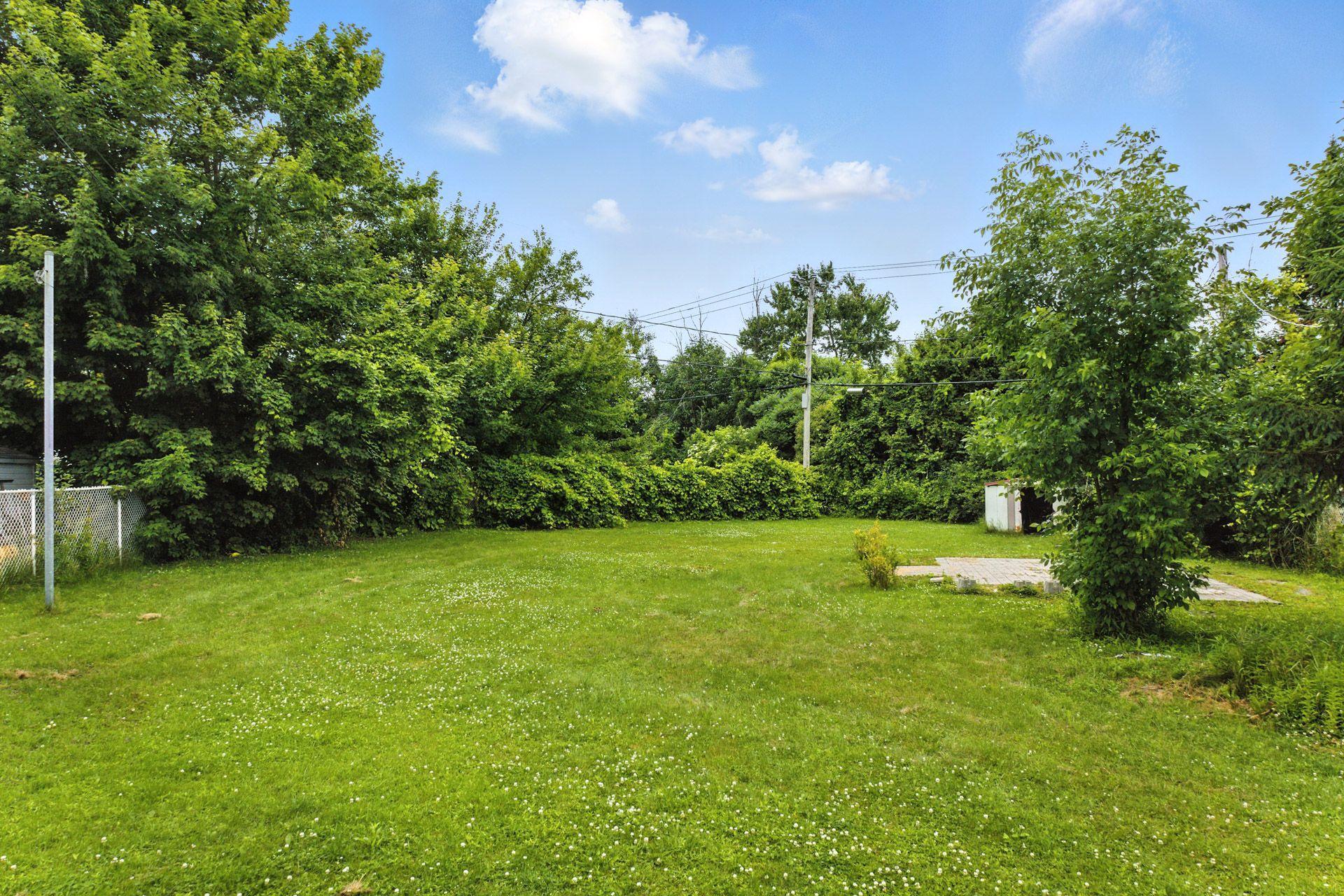 









116


Rue de Sabrevois

,
Gatineau (Gatineau),




QC
J8R2M4

