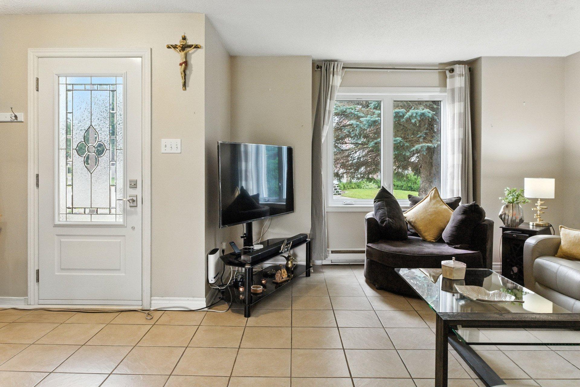 









116


Rue de Sabrevois

,
Gatineau (Gatineau),




QC
J8R2M4


