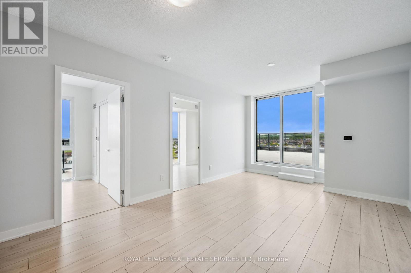 












A805 - 3210 DAKOTA COMMON

,
Burlington,




Ontario
L7M2A8

