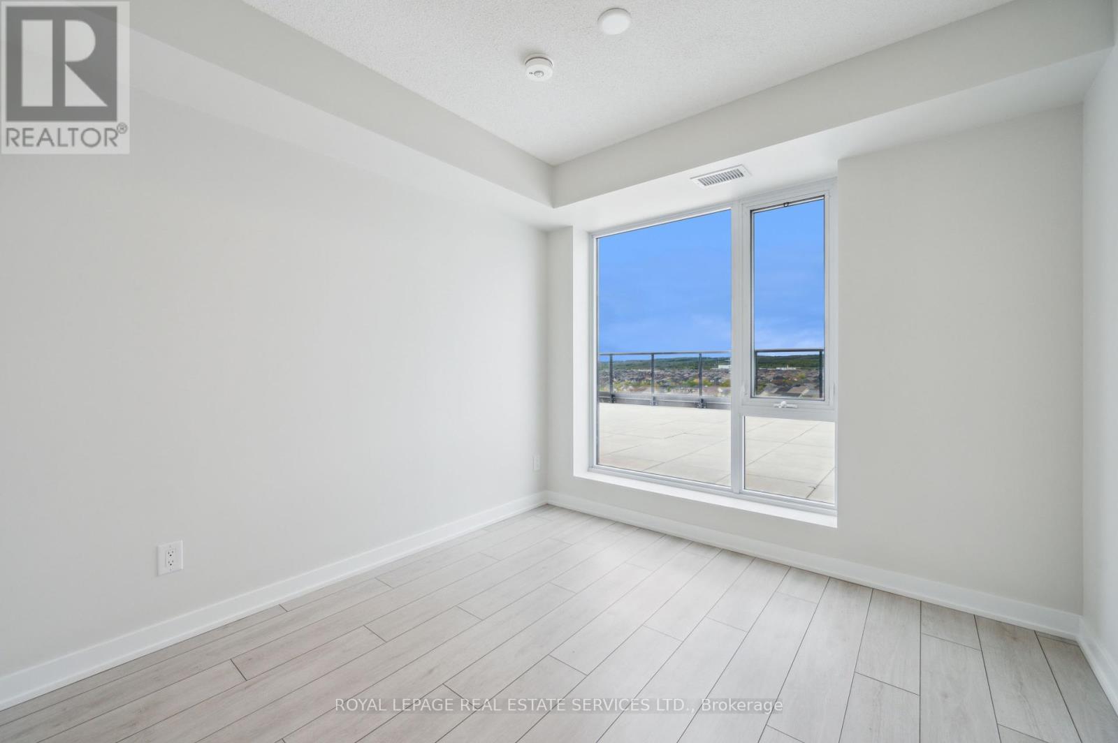 












A805 - 3210 DAKOTA COMMON

,
Burlington,




Ontario
L7M2A8

