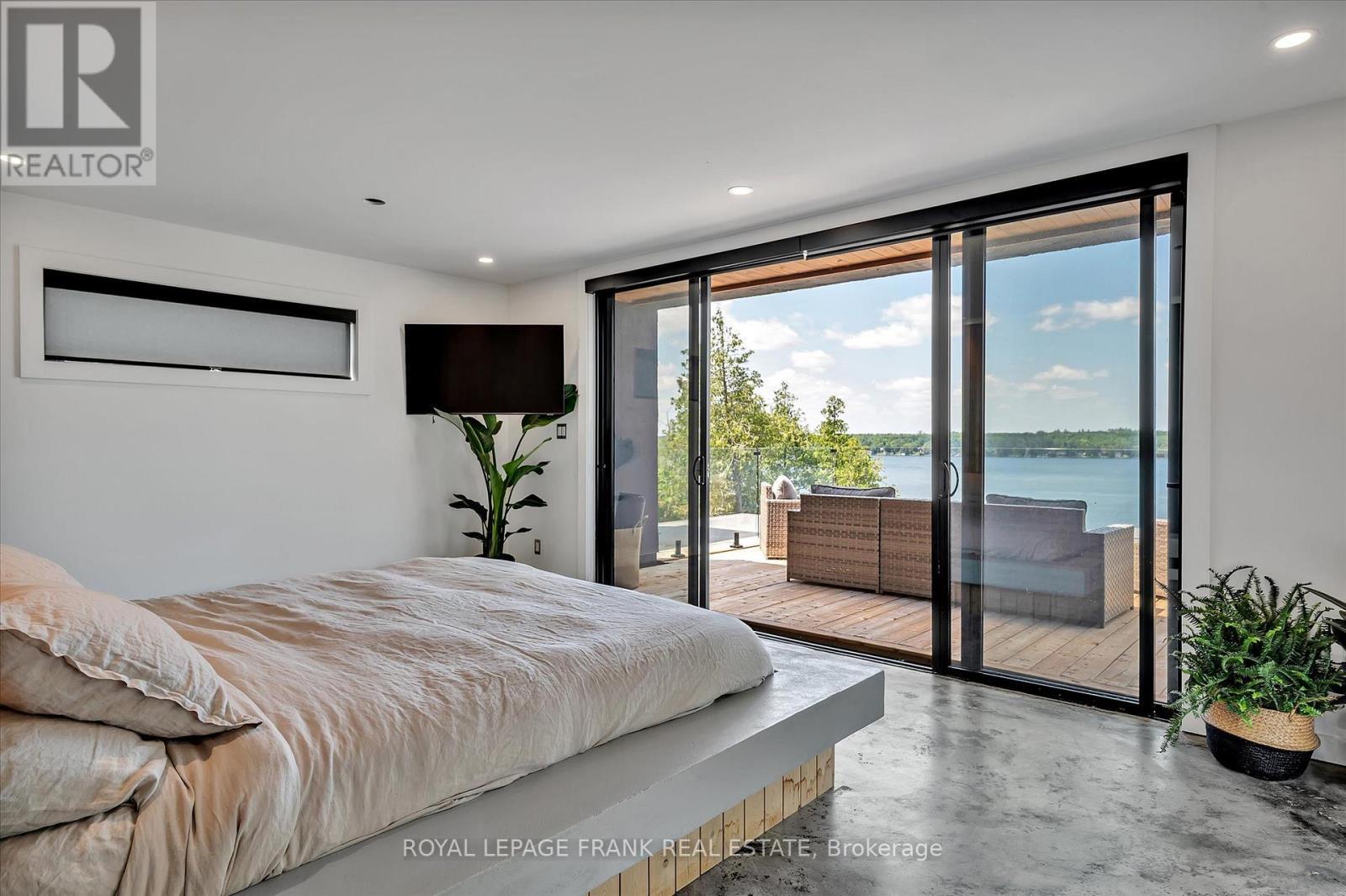 












910 BIRCHVIEW ROAD

,
Douro-Dummer,




Ontario
K0L2H0

