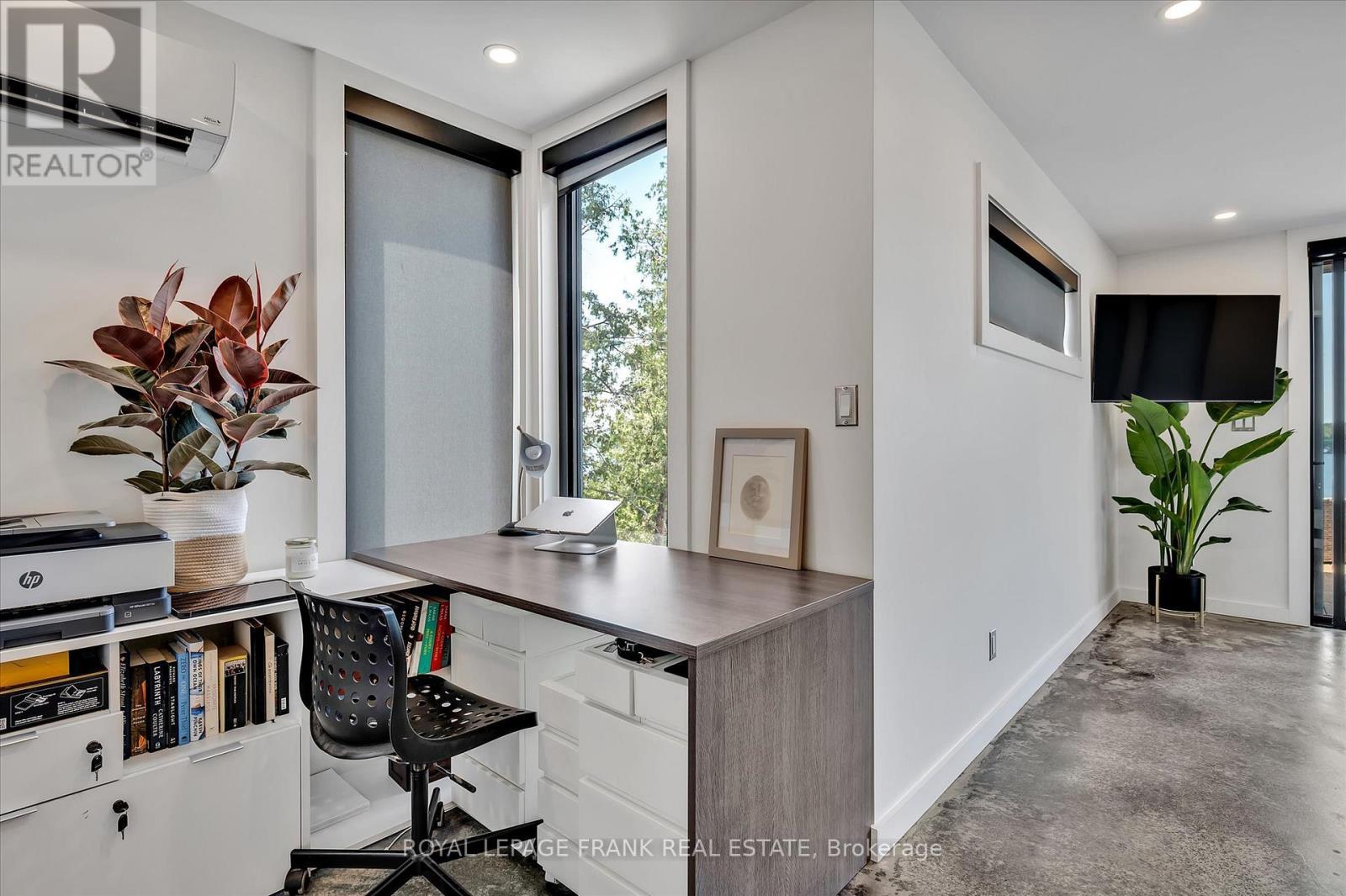 












910 BIRCHVIEW ROAD

,
Douro-Dummer,




Ontario
K0L2H0

