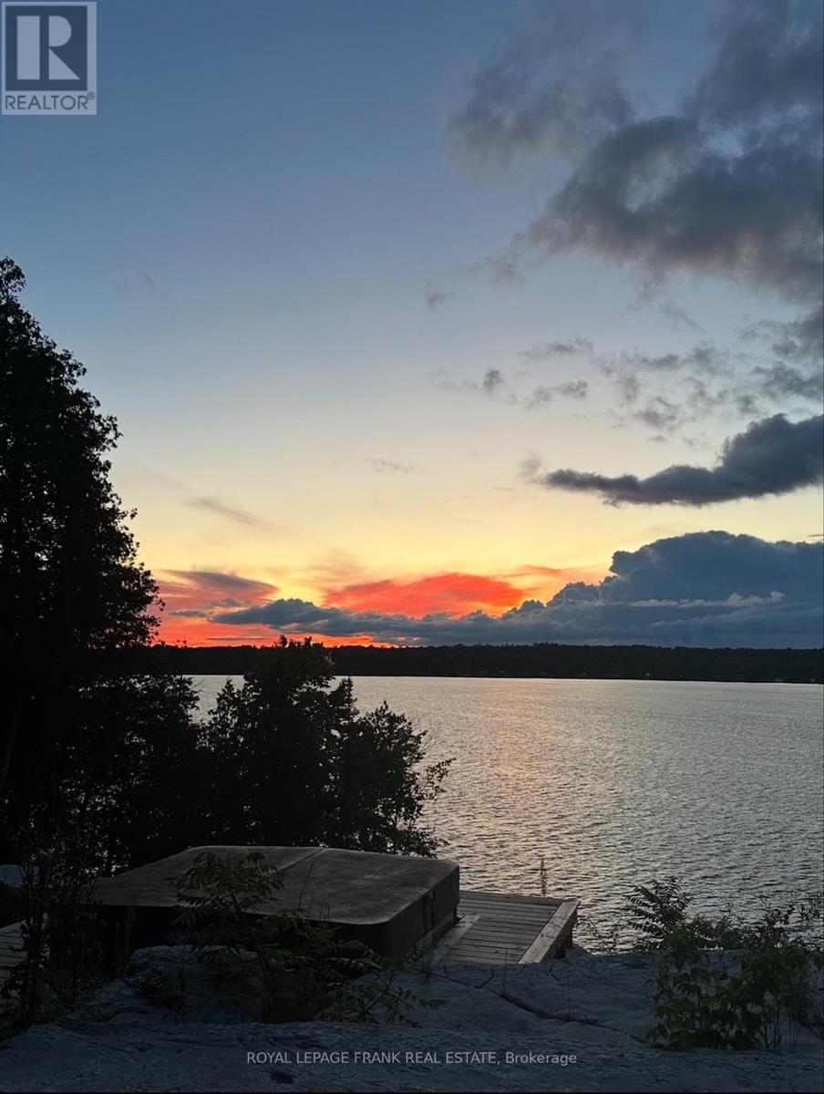 












910 BIRCHVIEW ROAD

,
Douro-Dummer,




Ontario
K0L2H0

