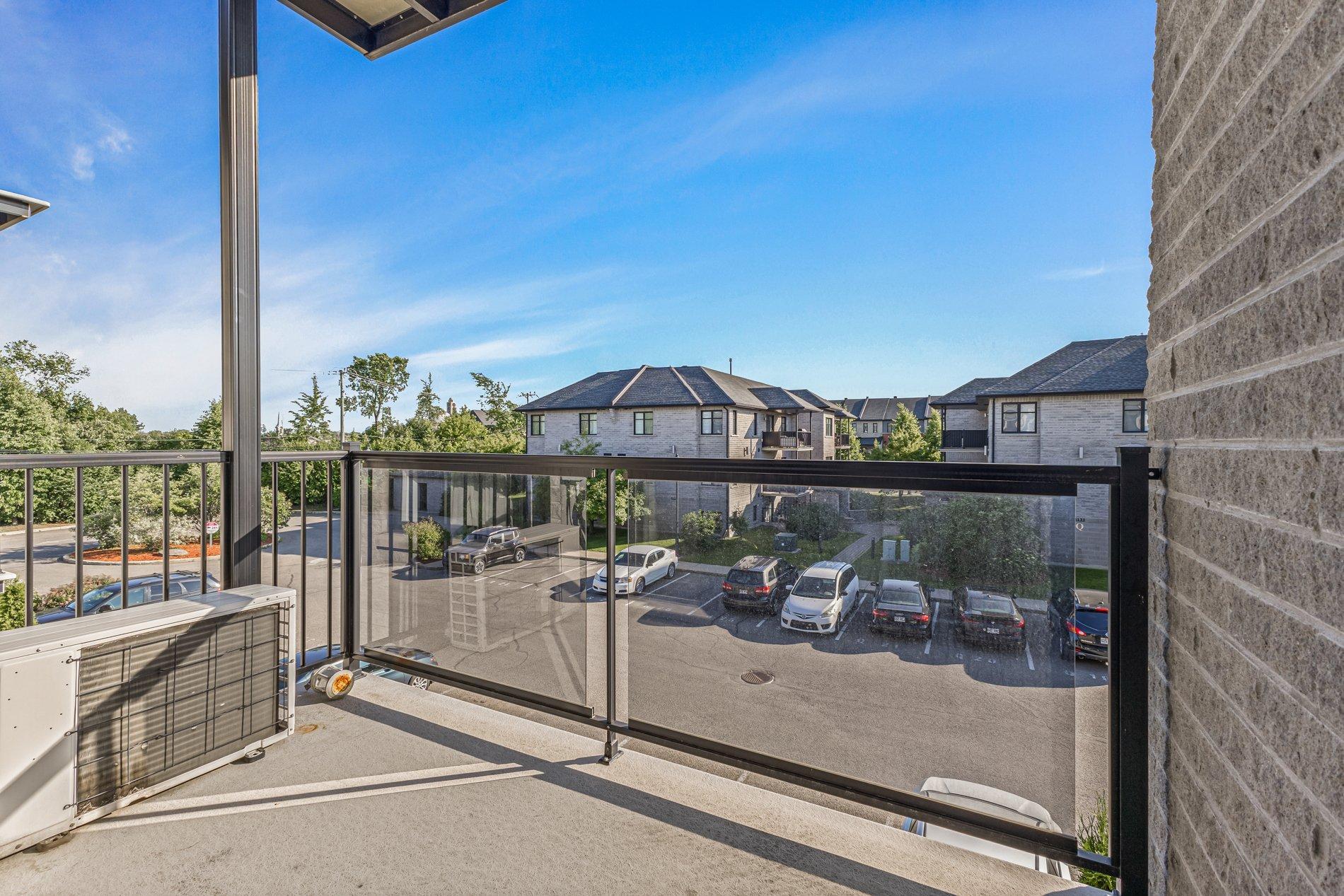 









5101


Av. Eliot

, 216,
Laval (Chomedey),




QC
H7W0G2

