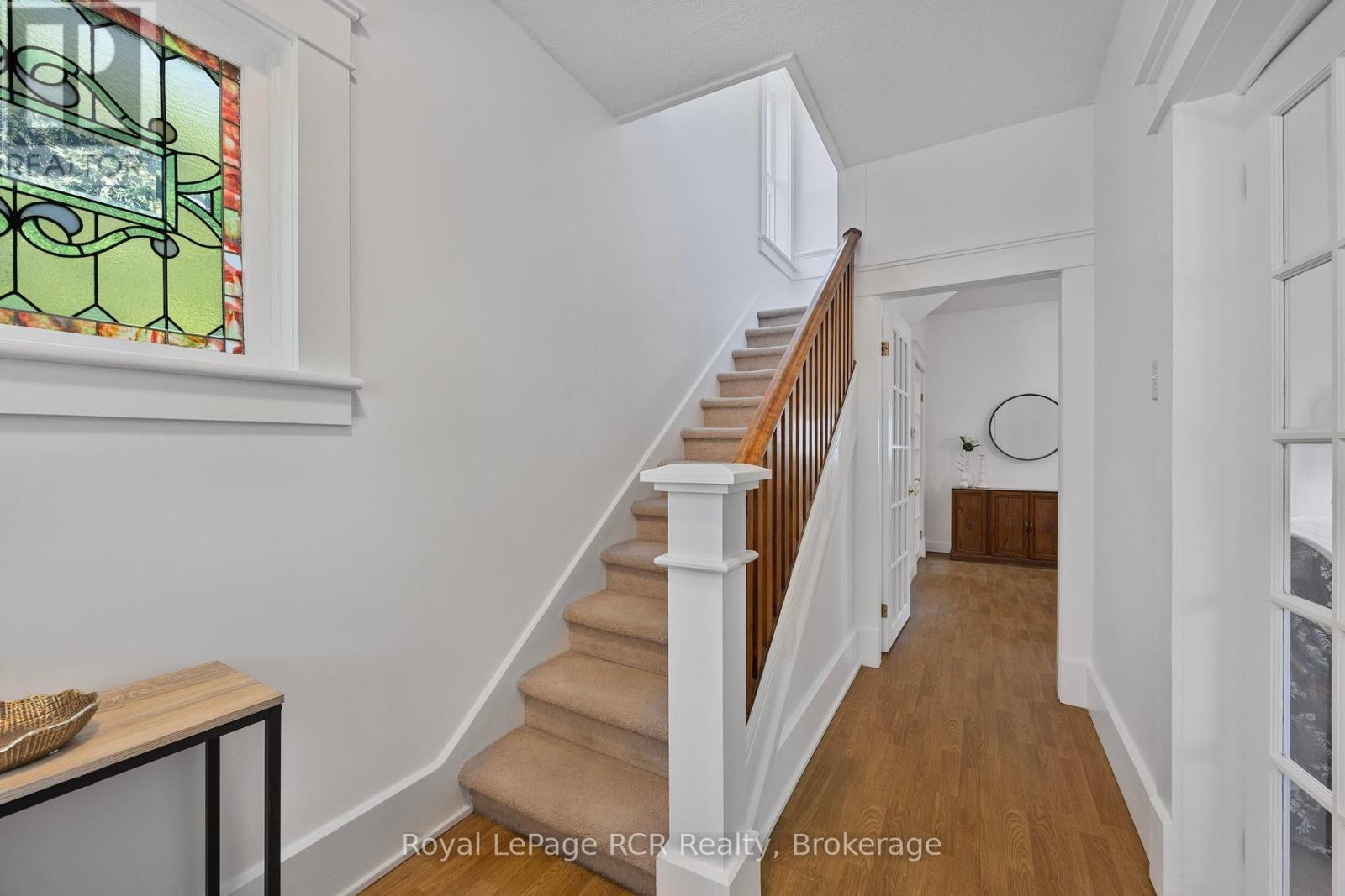 












130 SECOND STREET

,
Collingwood,




Ontario
L9Y1E8

