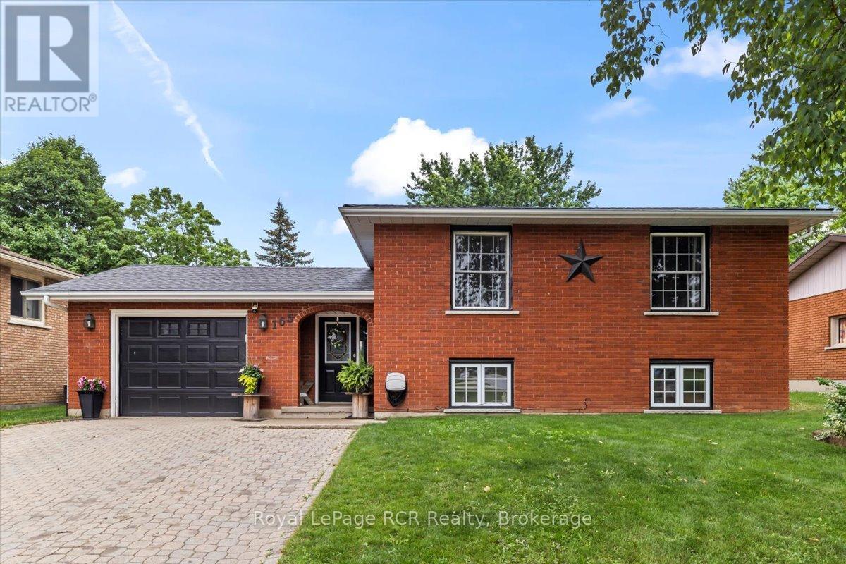 












165 14TH AVENUE

,
Hanover,




Ontario
N4N3P7

