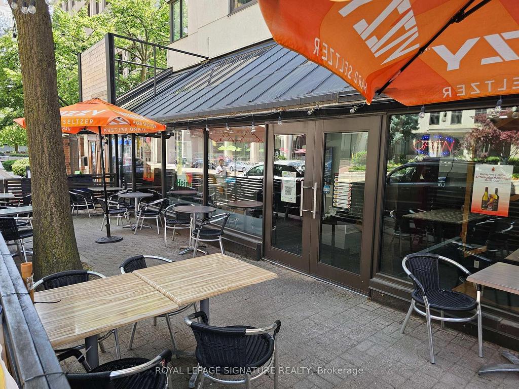 









49


St Clair

Avenue West,
Toronto,




ON
M4V 3A5

