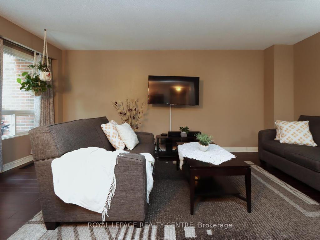









444


Silverstone

Drive, 11,
Toronto,




ON
M9V 3K8

