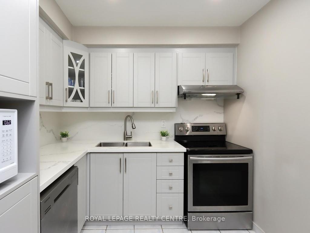 









444


Silverstone

Drive, 11,
Toronto,




ON
M9V 3K8

