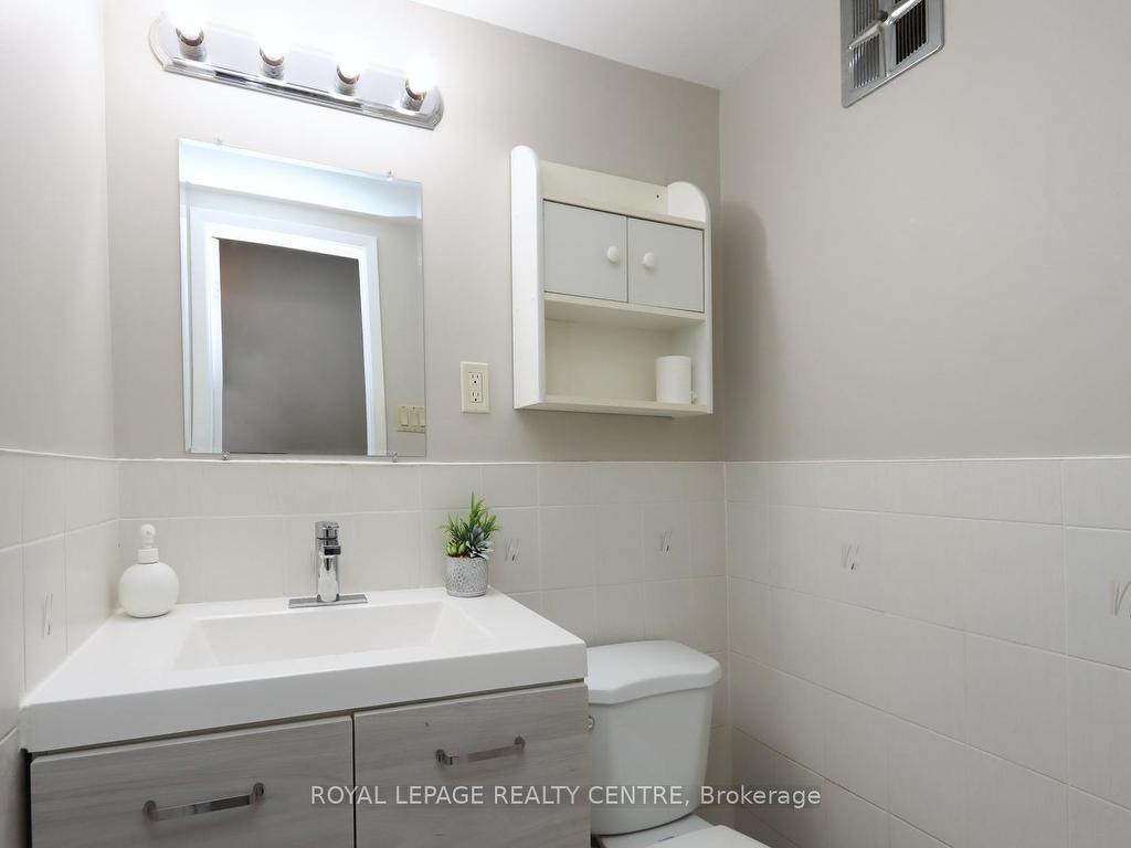 









444


Silverstone

Drive, 11,
Toronto,




ON
M9V 3K8

