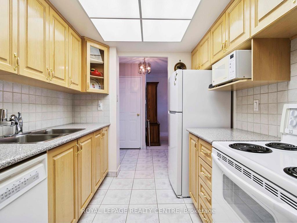 









3100


Kirwin

Avenue, 1808,
Mississauga,




ON
L5A 3S6

