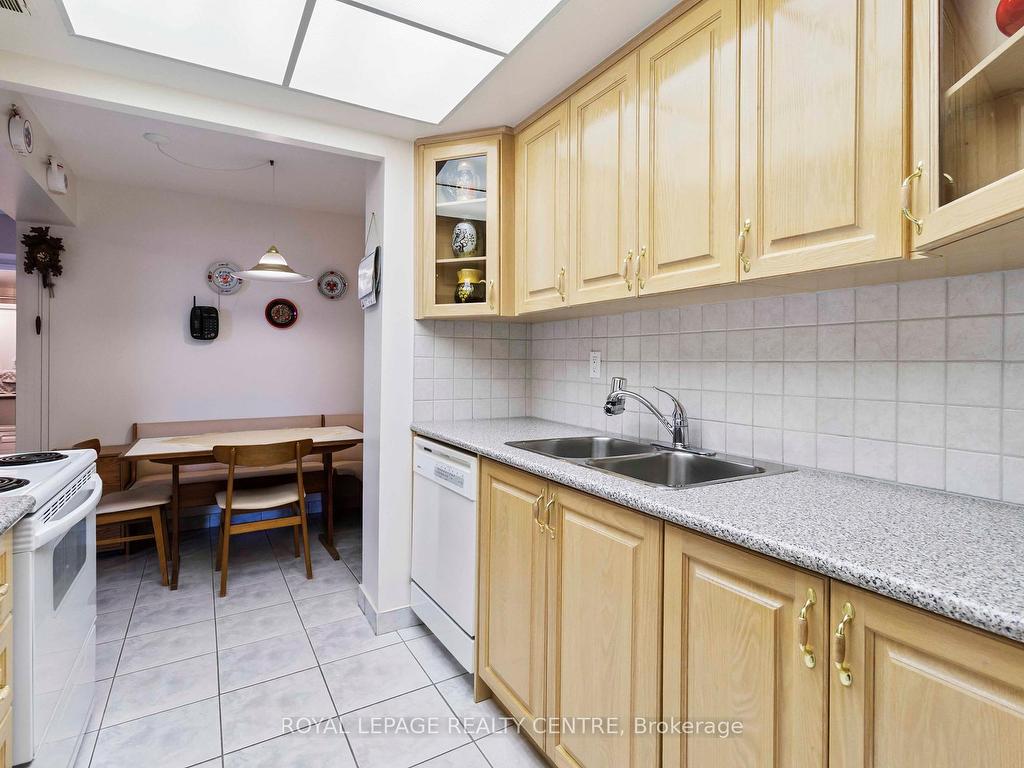 









3100


Kirwin

Avenue, 1808,
Mississauga,




ON
L5A 3S6

