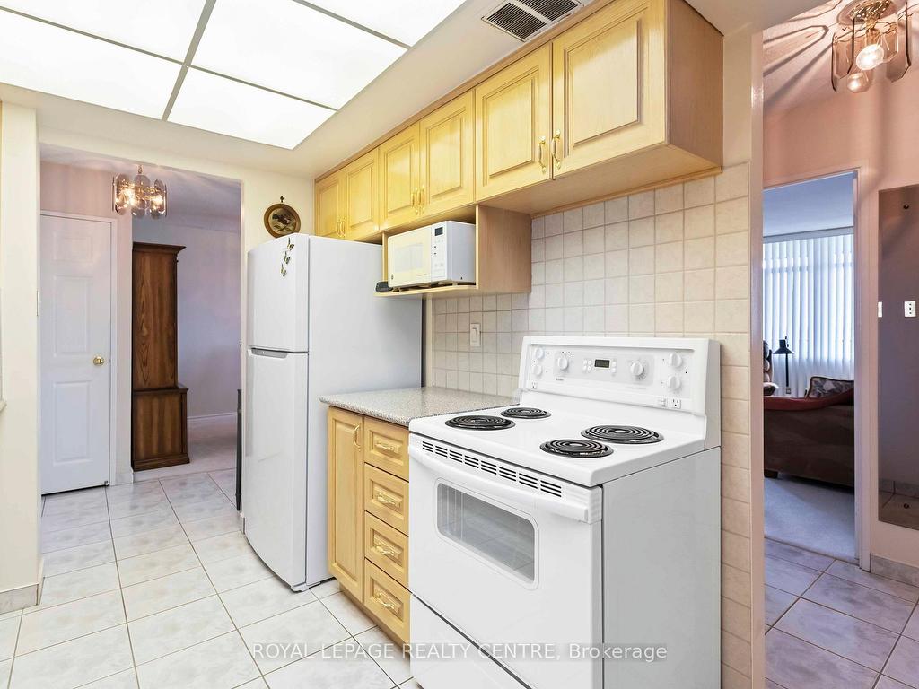 









3100


Kirwin

Avenue, 1808,
Mississauga,




ON
L5A 3S6

