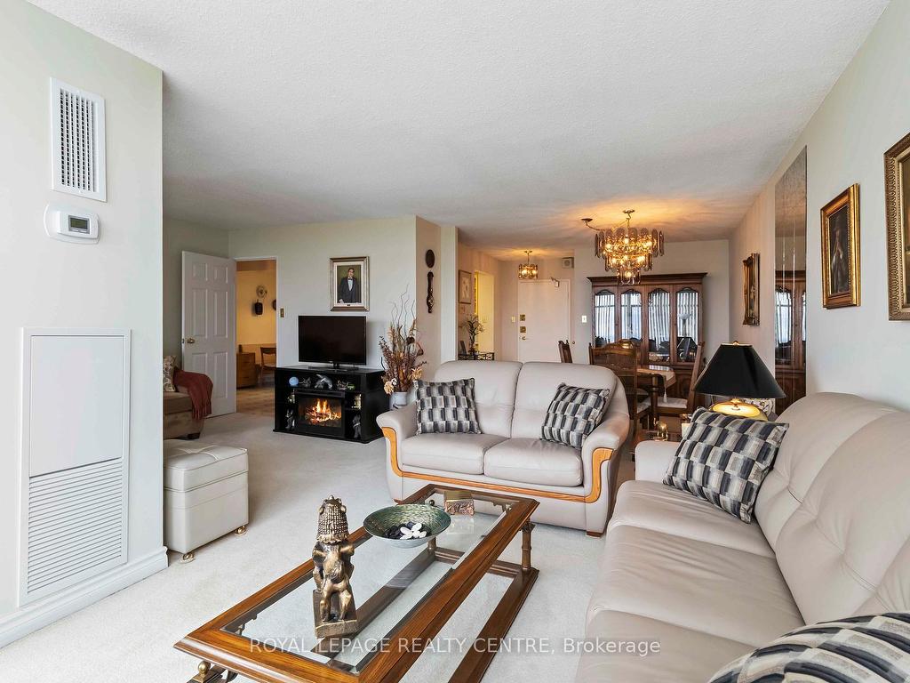 









3100


Kirwin

Avenue, 1808,
Mississauga,




ON
L5A 3S6

