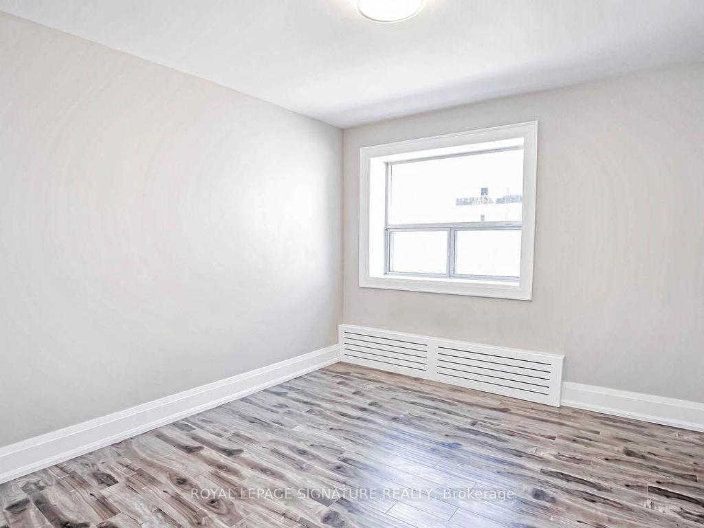 









8


Kingsbridge

Court, 102,
Toronto,




ON
M2R 1L5

