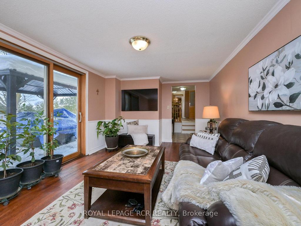 









31


Forest Park

Road,
Orangeville,




ON
L9W 1A1

