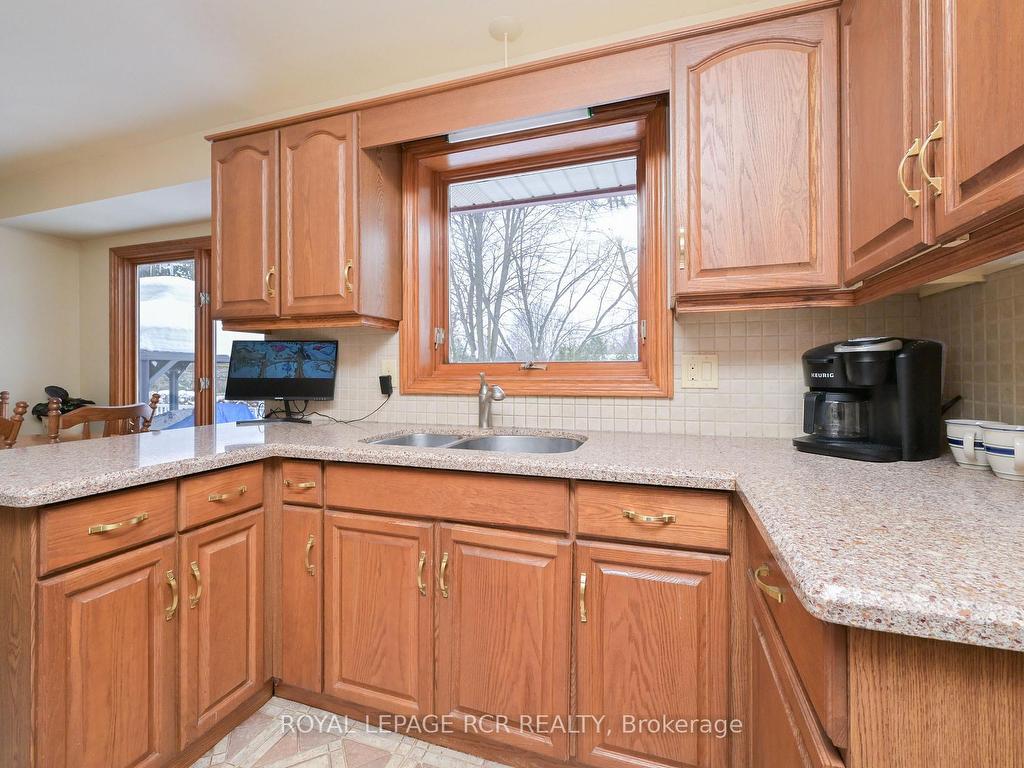 









31


Forest Park

Road,
Orangeville,




ON
L9W 1A1

