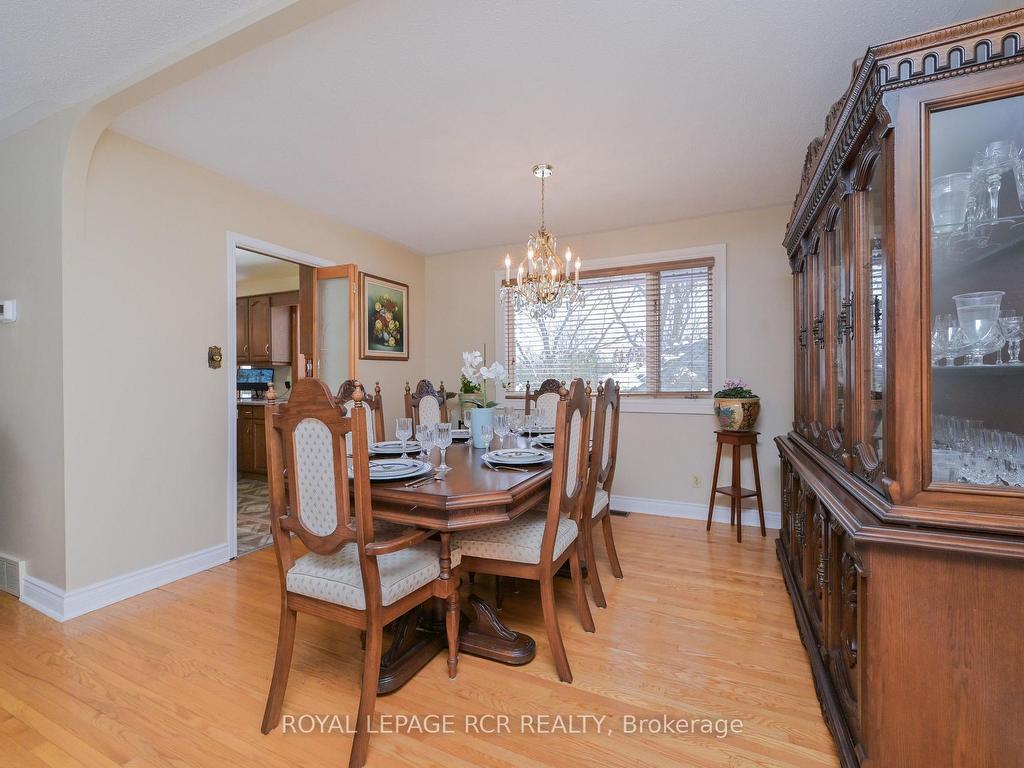









31


Forest Park

Road,
Orangeville,




ON
L9W 1A1

