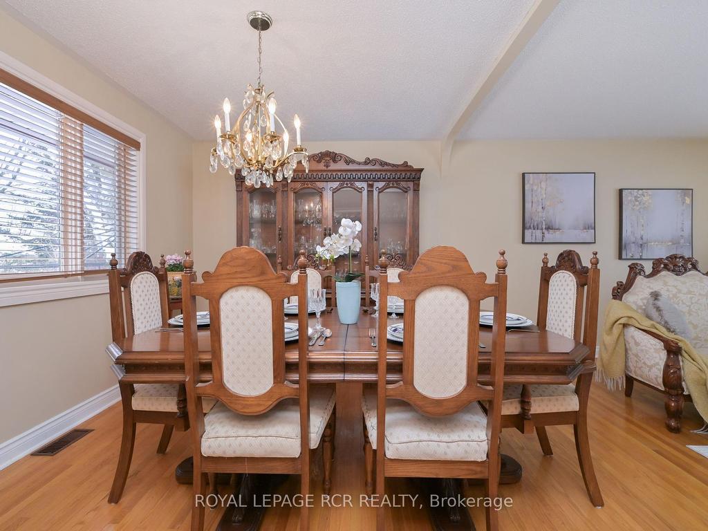 









31


Forest Park

Road,
Orangeville,




ON
L9W 1A1

