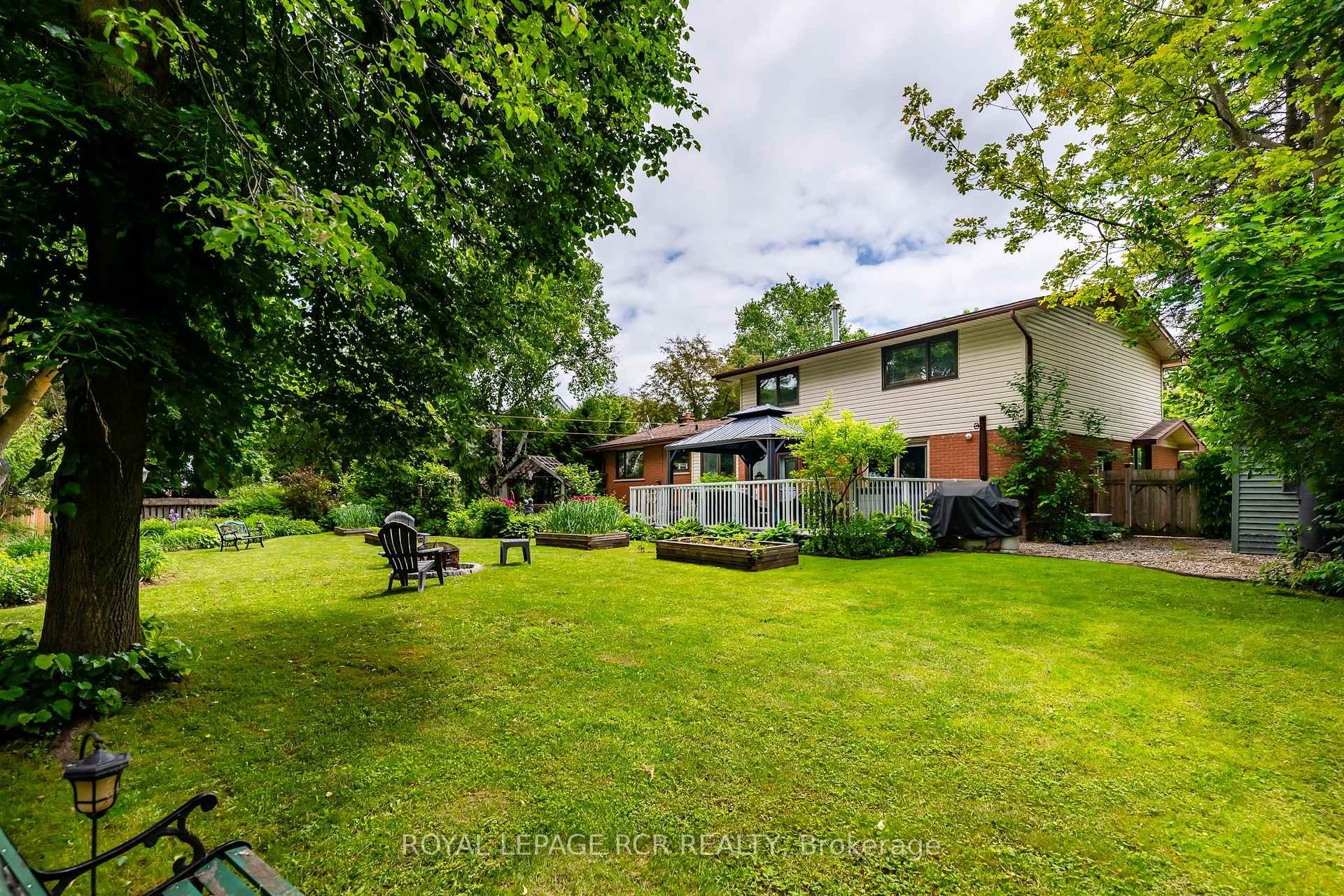 









31


Forest Park

Road,
Orangeville,




ON
L9W 1A1

