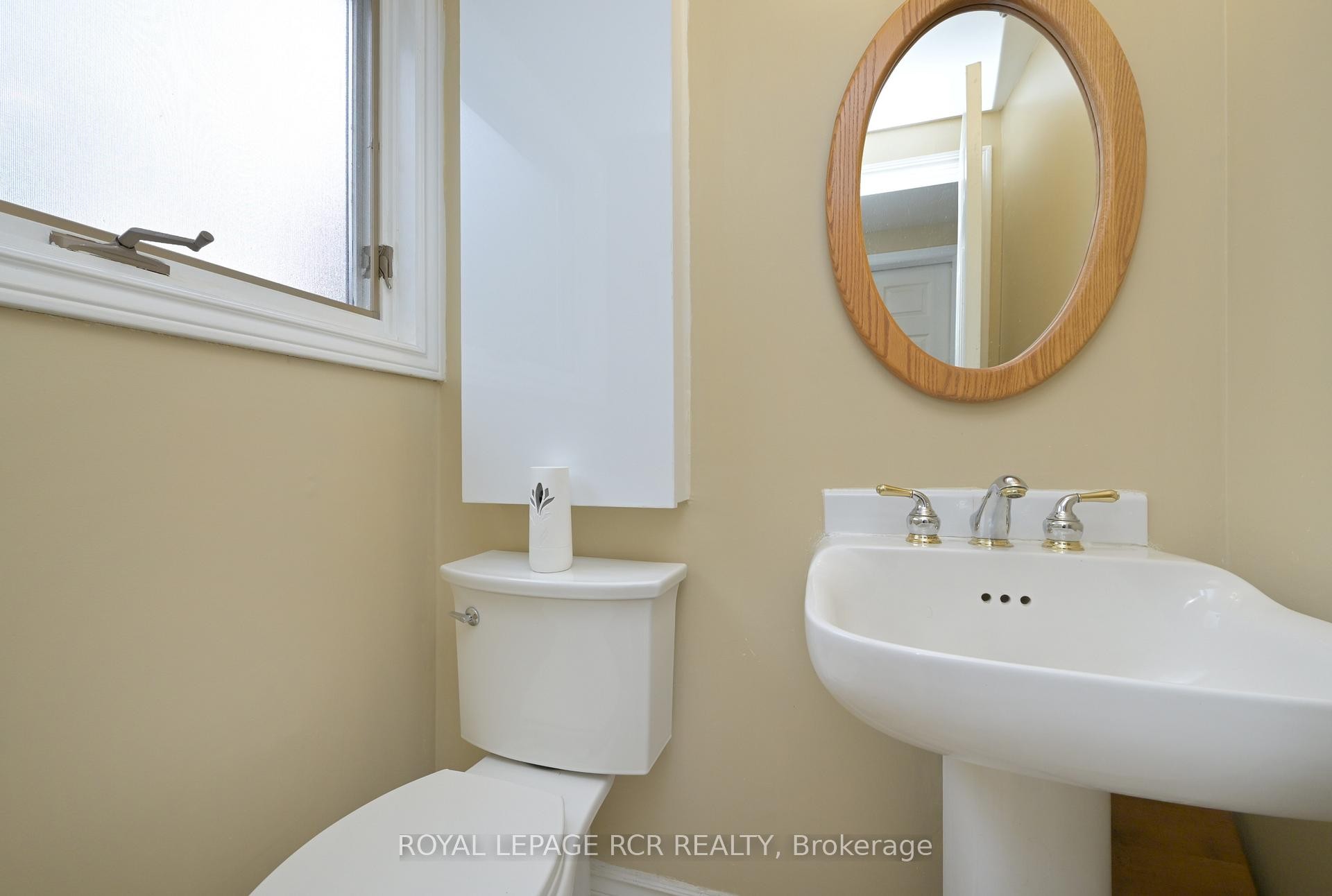 









31


Forest Park

Road,
Orangeville,




ON
L9W 1A1

