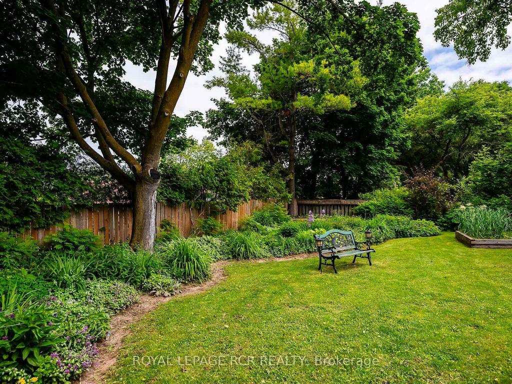 









31


Forest Park

Road,
Orangeville,




ON
L9W 1A1


