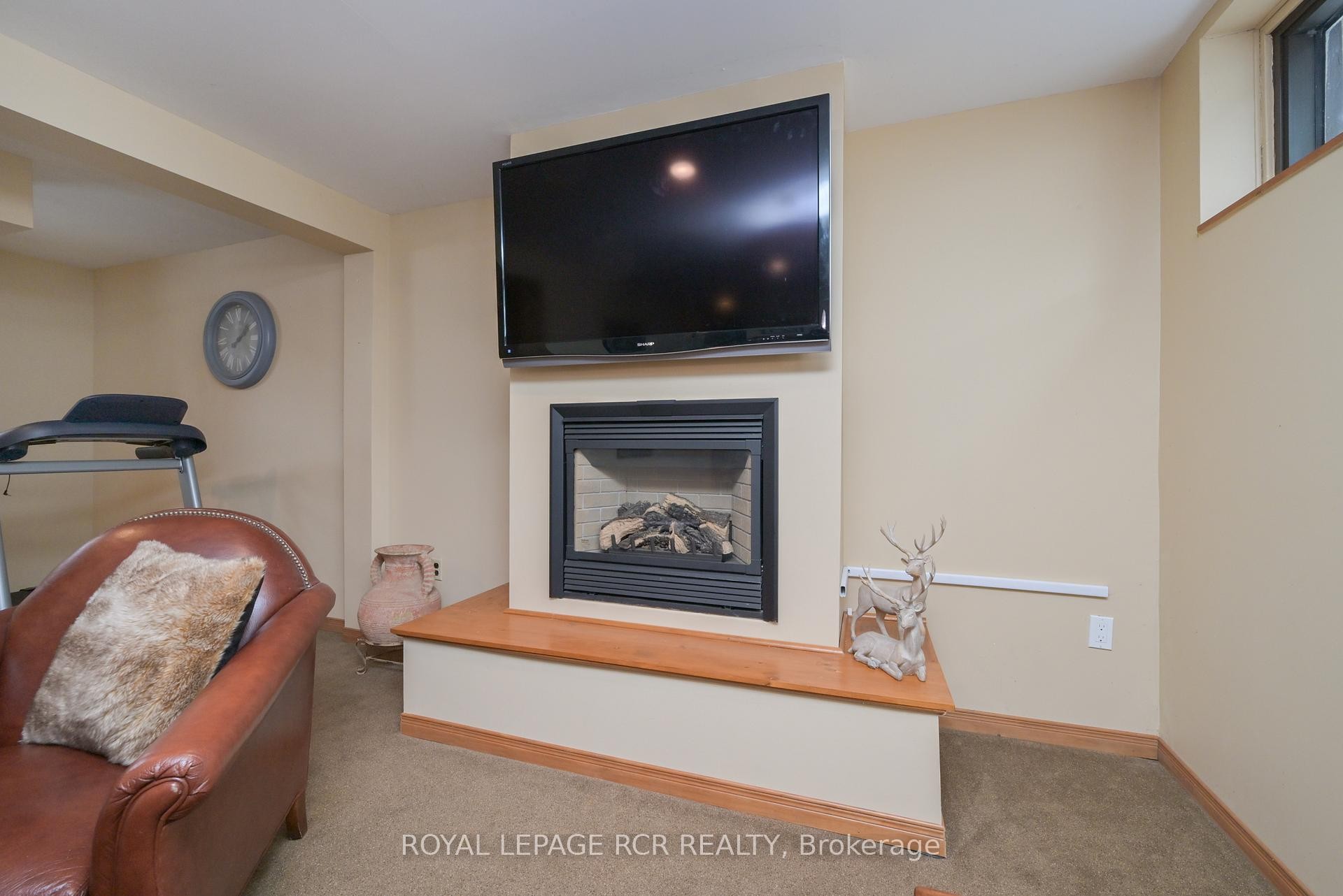 









31


Forest Park

Road,
Orangeville,




ON
L9W 1A1

