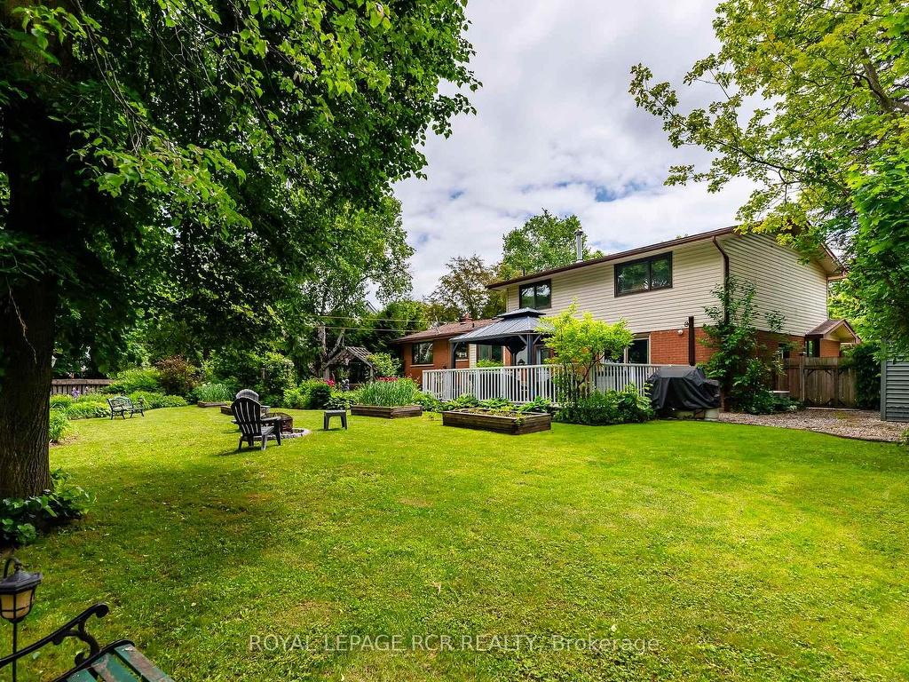









31


Forest Park

Road,
Orangeville,




ON
L9W 1A1

