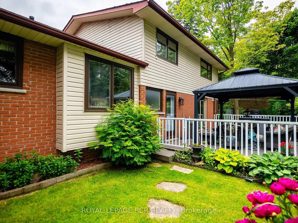 









31


Forest Park

Road,
Orangeville,




ON
L9W 1A1

