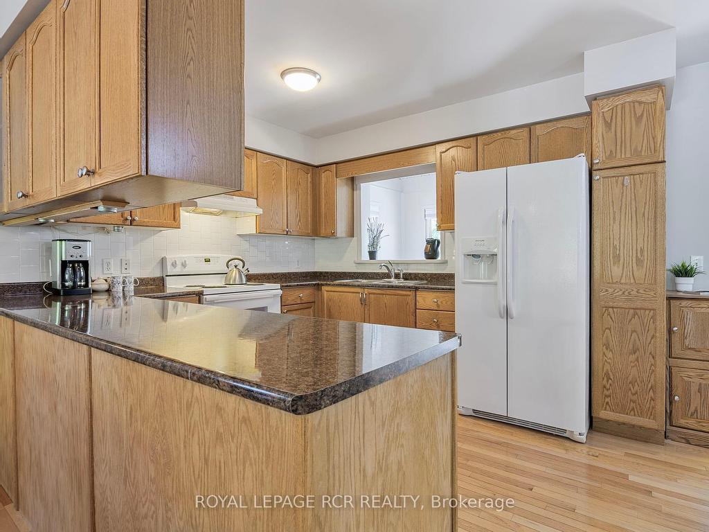 









441


Greenwood

Street,
Shelburne,




ON
L9V 3B1

