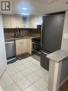 












3548 QUEENSTON DRIVE

,
Mississauga,




Ontario
L5C2G6

