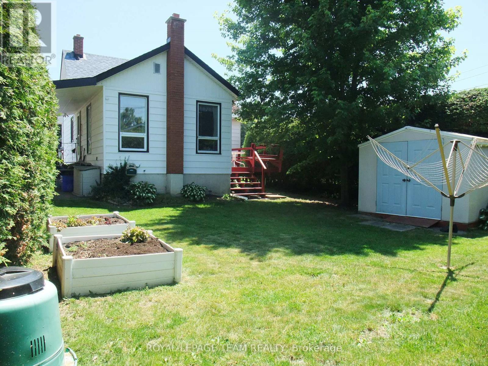












78 GRAHAM AVENUE

,
Renfrew,




Ontario
K7V2L9

