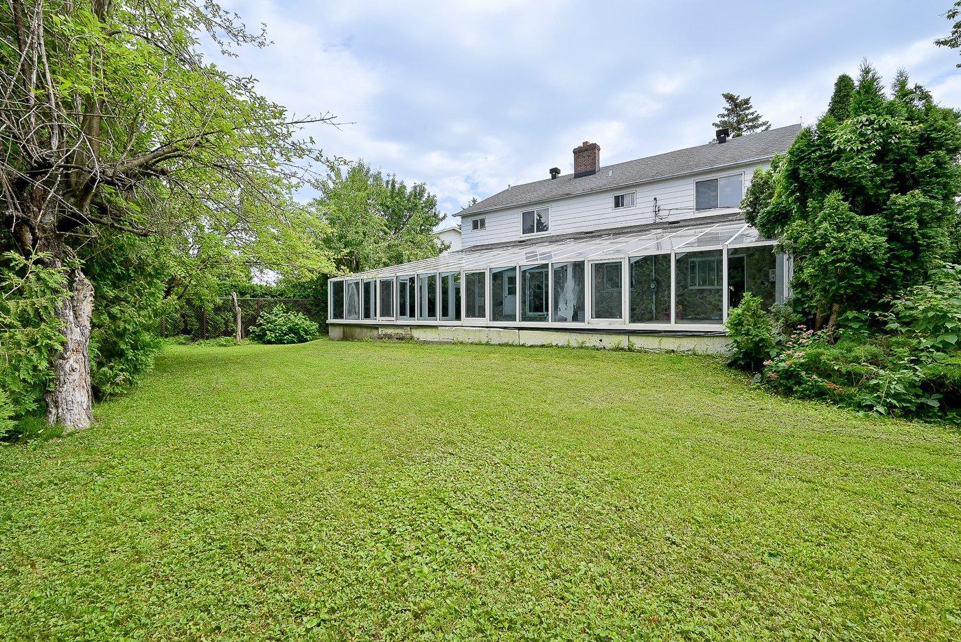 









1700


Crois. Sauvé

,
Brossard,




QC
J4X1L1

