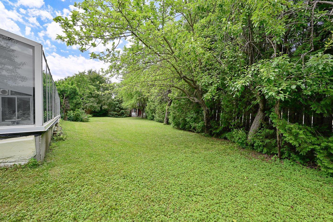 









1700


Crois. Sauvé

,
Brossard,




QC
J4X1L1

